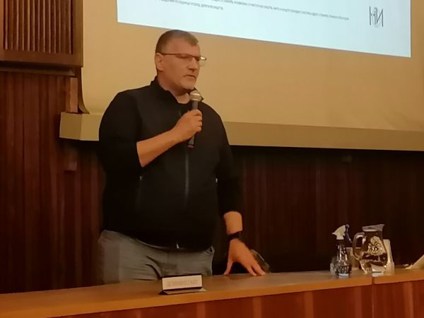 Проф. Момеков: Няма нещо по-дефинирано от състава на продуктите, регистрирани от агенциите по лекарствата