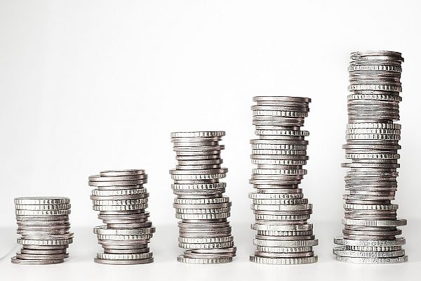 НСИ: През ноември лекарствата са поскъпнали с 2,2%, има ръст и на лекарските услуги