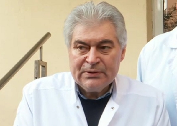 Д-р Велев: Размяната на бебетата е низ от нелепи случайности