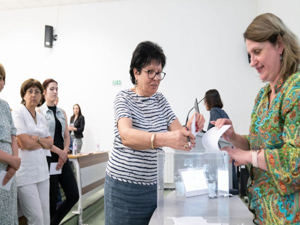 Освободиха проф. Тони Веков от длъжността декан на Факултет „Фармация“ в МУ Плевен