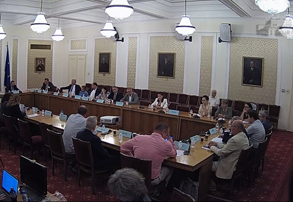 Проф. Хинков ще дава информация на НС за липсващи лекарства всяка сряда