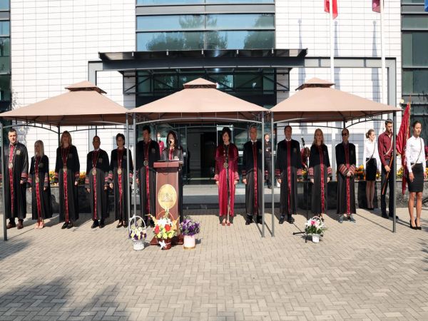 „Церемония на бялата манта“ за първи път в МУ – Пловдив