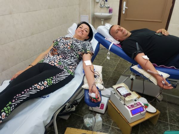 74-ма кръводарители подкрепиха кампанията „Усмихни сърце“