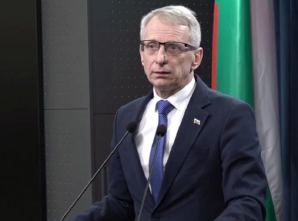 Премиерът: Министър Хинков свърши доста работа