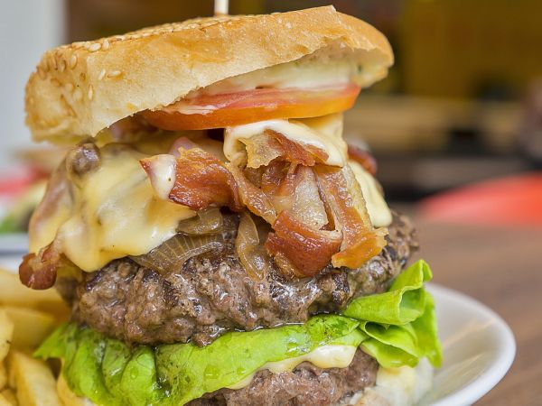 Светът бавно напредва към елиминиране на трансмастните киселини от храните  