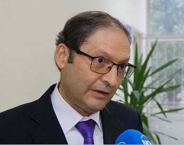 Д-р Сотиров: Отпадането на медицинската бележка е опит да не се плаща за труда на лекаря