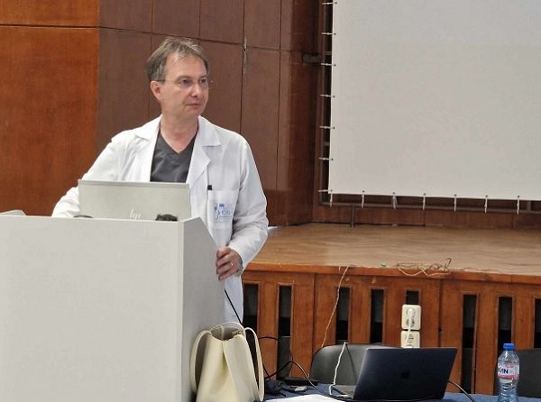 Point of Care устройство спестява времето за определяне на лечението на инсулт