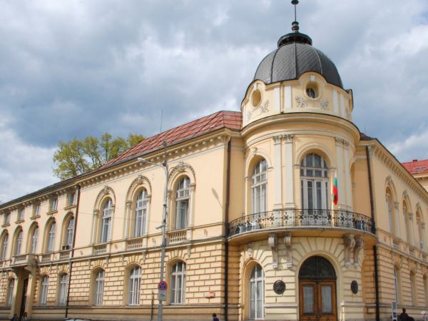 Проф. Иво Петров и проф. Славчо Томов са новите член-кореспонденти на БАН 