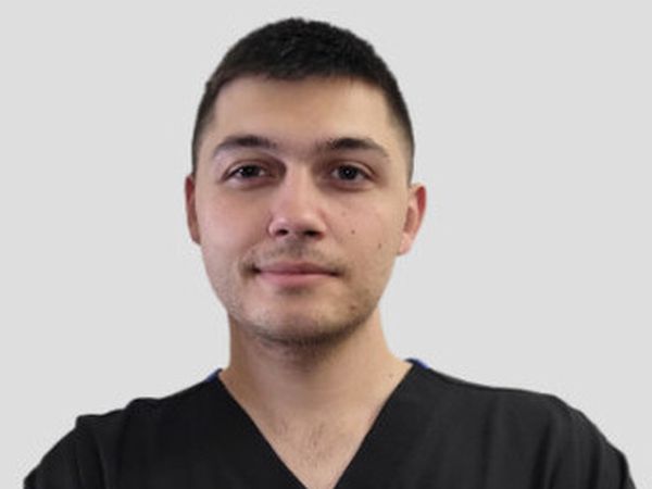 Д-р Владимир Веселинов: Адреналинът в родилна зала, както и в операционната, запечатва много моменти завинаги в съзнанието