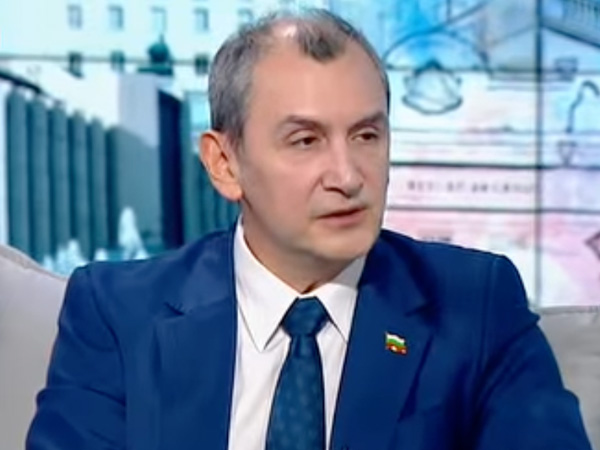 Доц. Околийски: Никога не съм сменял директори на болници и никога няма да сменя