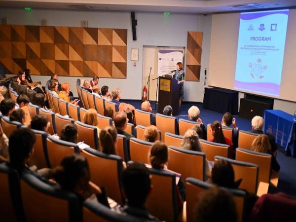 Учени от три континента събра VI Международен симпозиум по адипобиология и адипофармакология