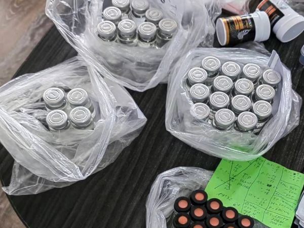 Разбиха импровизиран цех за хормонални препарати в Пирдоп