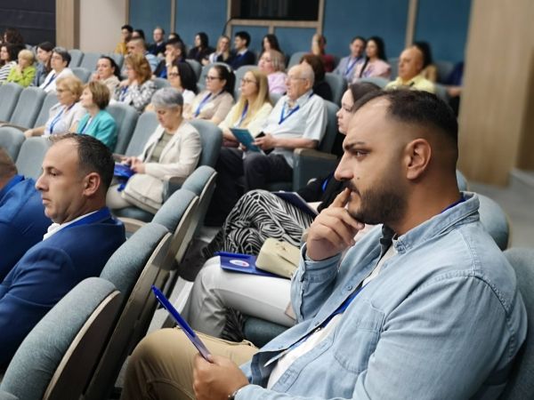 Традиционната Лятна научна среща на БДББ се проведе в Златни пясъци