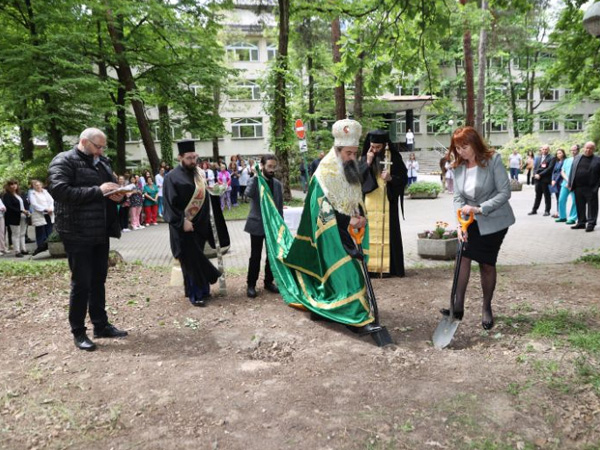 УМБАЛ „Лозенец“ организира дарителска кампания за изграждане на параклис