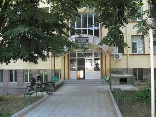 Полиция проверява обществена поръчка в МБАЛ – Харманли
