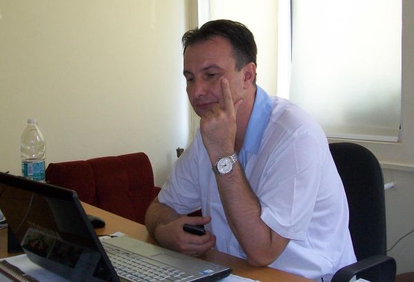 Доц. Росен Калпачки: Лекарят винаги помага, дори само с присъствието си до пациента