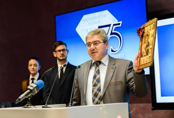 Медицински колеж – Варна отбеляза 75 години от създаването си