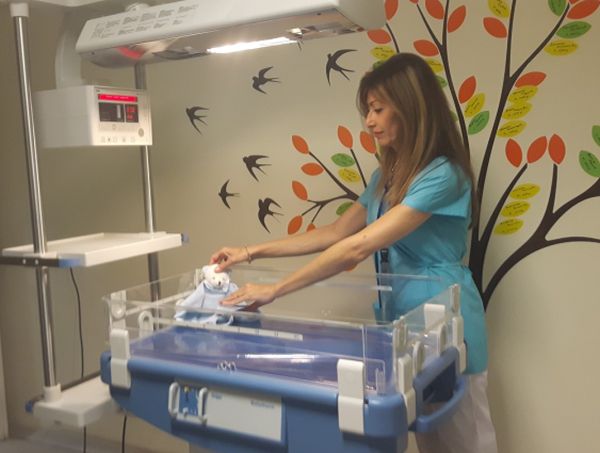 УМБАЛ Бургас получи термолегло за недоносени бебета