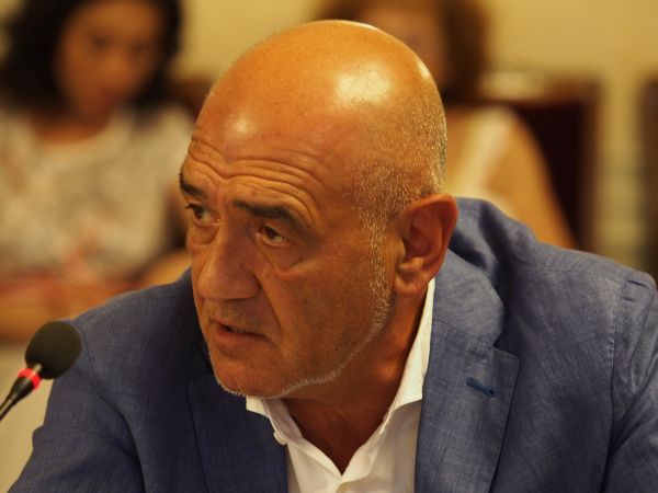 Д-р Дечо Дечев: Средствата за лечение на българи в чужбина ще нарастват