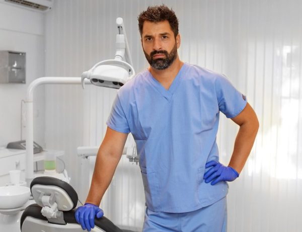 Д-р Явор Яромиров: Изборът ми да съм хирург идва от желанието ми да бъда успешен в трудното