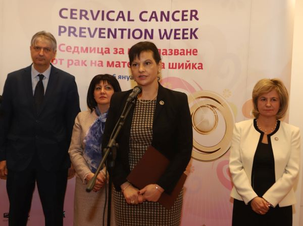 Проф. Галина Чакалова: Над 60% от рака на маточната шийка у нас се открива в трети и четвърти стадий   
