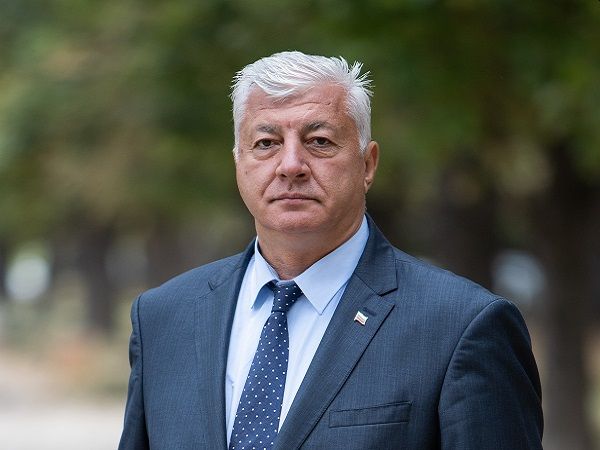 Смениха успешно тазобедрена става на кмета на Пловдив в УМБАЛ „Пълмед“ 