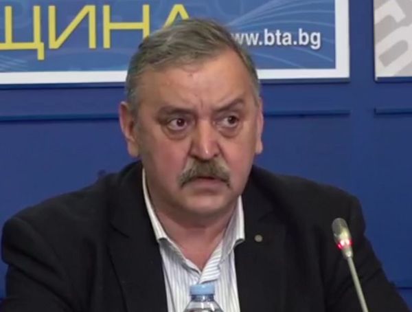 Проф. Кантарджиев ще е консултант по ваксинационния процес към Столична община