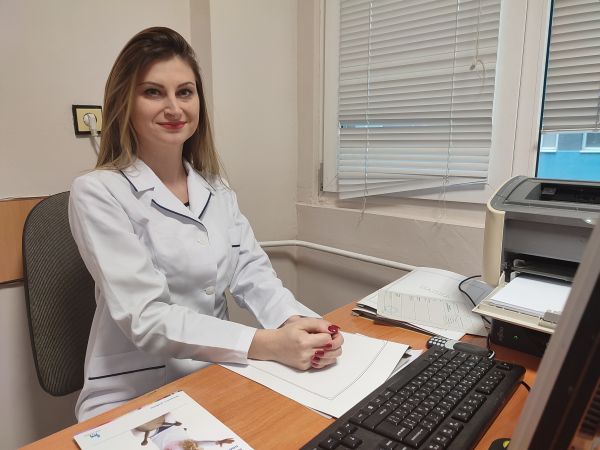Нов специалист по ендокринология преглежда в медицинския център на УМБАЛ Бургас