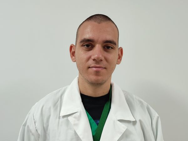 Д-р Стефан Русев: Лъчетерапията ме привлече с това, че е точна наука