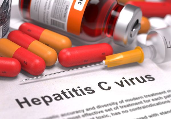 При почти 100% от пациентите вирусът на хепатит С се изчиства с безинтерферонови терапии