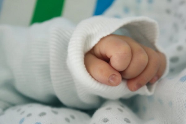 Бебе-рекордьор се роди в старозагорска болница
