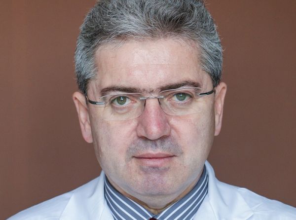 Проф. д-р Красимир Иванов: Парите за лечение в чужбина трябва да се инвестират в български болници