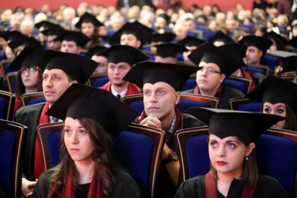 Дипломира се 67-ият випуск медици на МУ - Пловдив