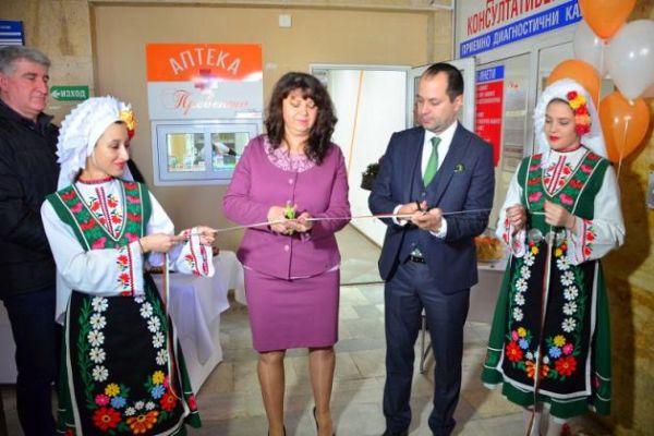 Възстановиха денонощната аптека във Враца