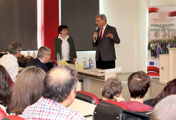 Два форума за наука приключиха успешно в МУ-Пловдив