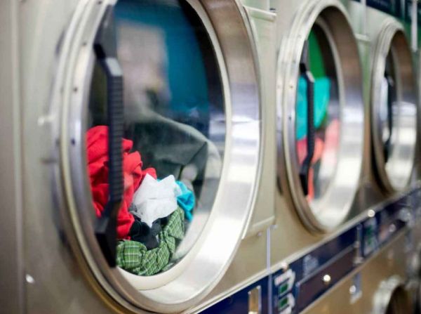 Лечебните заведения ще перат прането си в отделен вид обществени перални