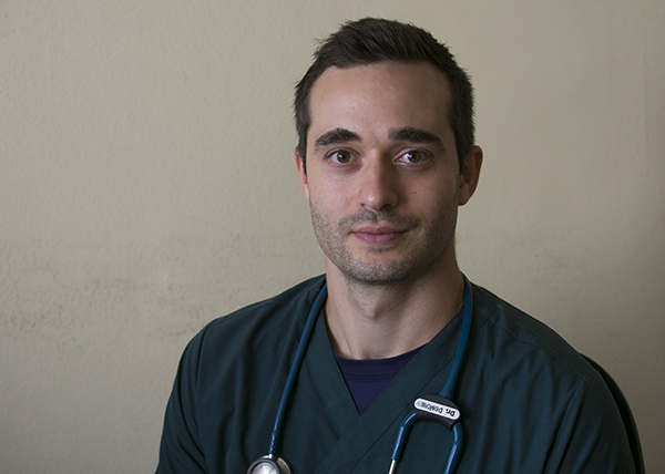 Д-р Даниел Дончев: Много е висока цената, която плаща човек, за да бъде медик