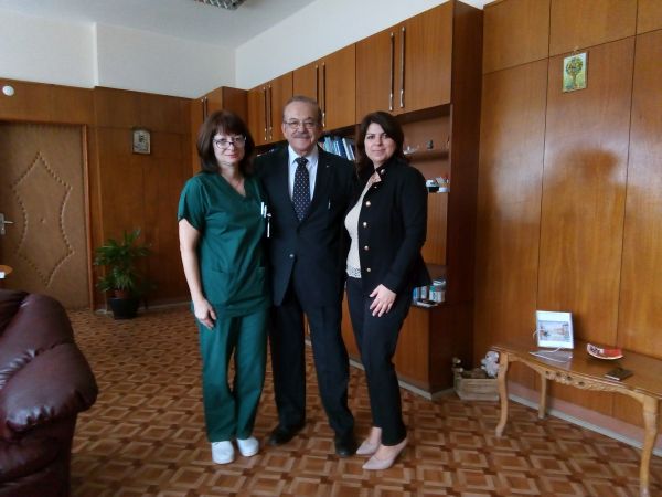 Малтийски професор гостува на АГ-клиниката на УМБАЛ „Свети Георги“