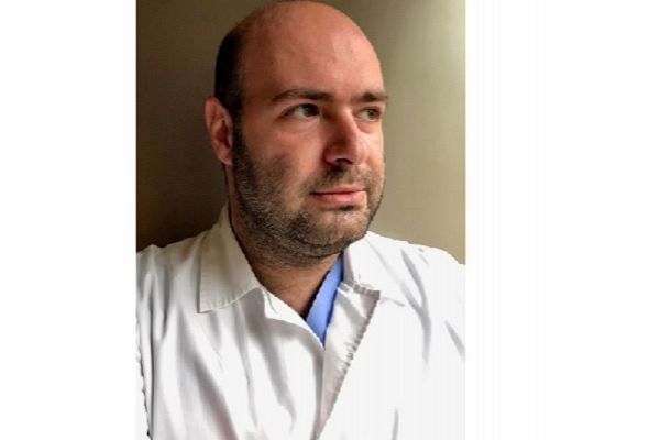 Д-р Борислав Бенишев: Хирургията започва от първата среща с пациента